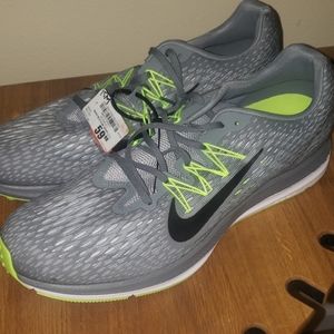 Nike zoom winflow 5